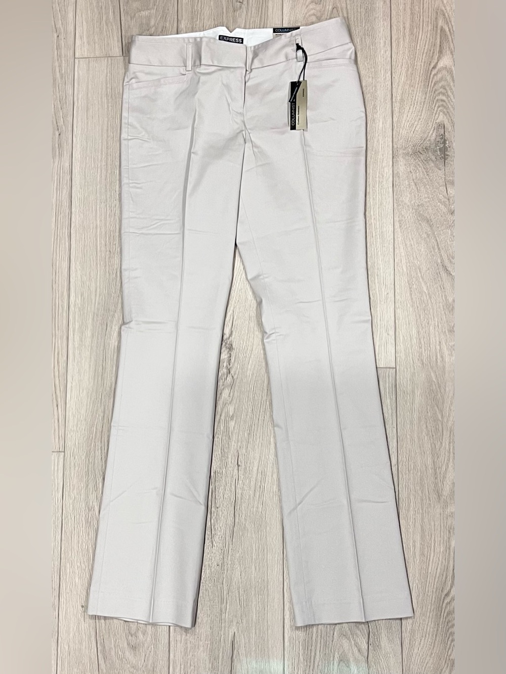 Express Columnist Mid-Rise Dress Pants Light Beige Women’s NWT Size 8 Long
